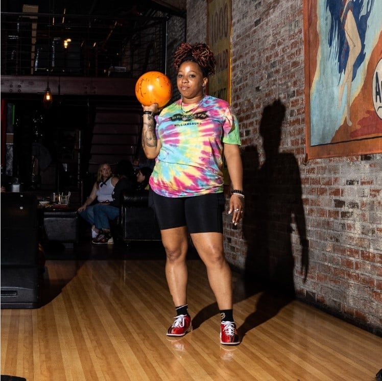 Brooklyn Bowl Bowling Ball Features