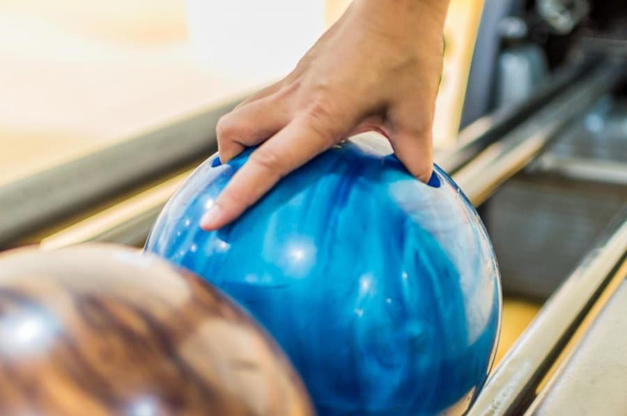 Heaviest Bowling Ball Size Allowed For League Bowling