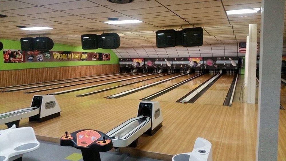 Lucky Lanes Bowling Ball Facilities