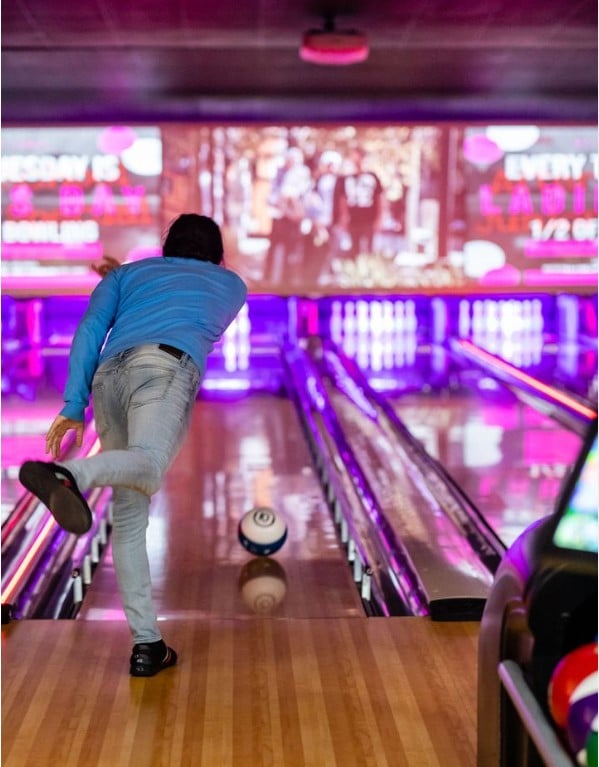 Melody Lanes Bowling Ball Features