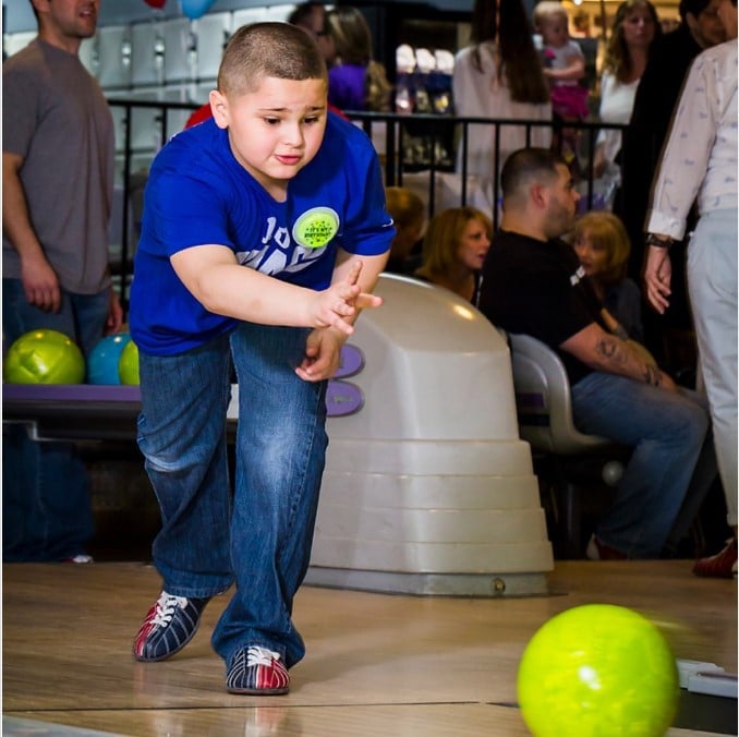 Rab's Country Lanes Bowling Ball Facilities