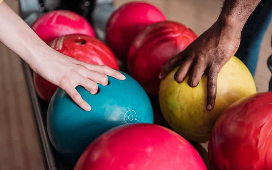 Choose the right bowling ball