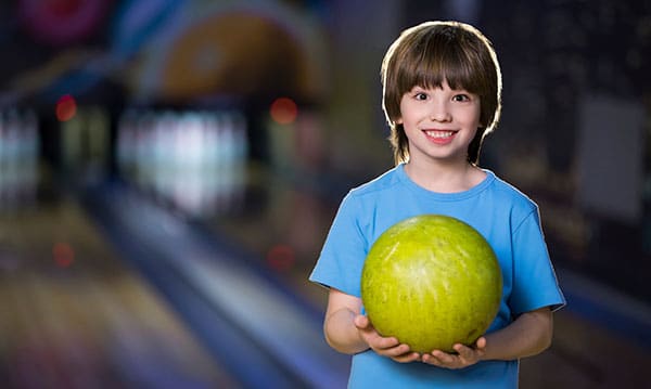 While Bowling, What Weight Ball Is Best For Kids
